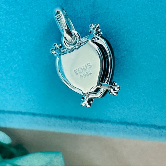 New - Tous Onyx Little Black Heart Pendant 4-little Bears Huggers Dangle - Picture 2 of 16